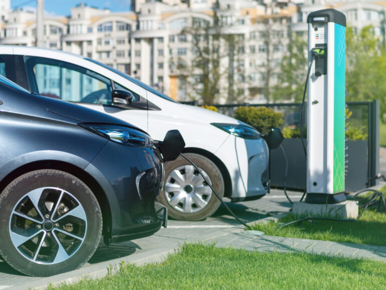 L’importance des bornes de recharge pour véhicules électriques